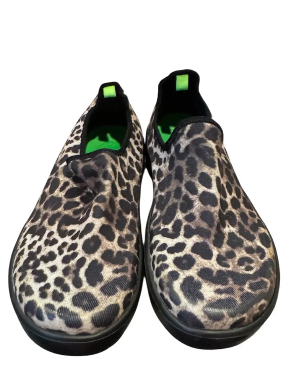 OOFOS OOmg EeZee Recovery Shoes Women’s 7 EU 38 Leopard Print Slip On Comfort